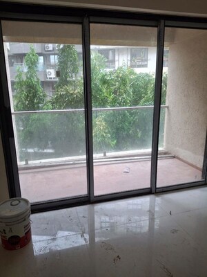 Room in 1 BHK Apartment at Sahil CHS Vile Parle, Vile Parle East – for Rent