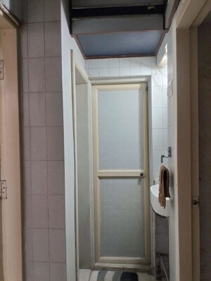 Room in  Pg at Vile Parle East – for Rent