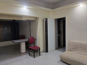 Room in  Pg at Vile Parle East – for Rent