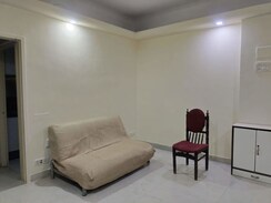 Pg For Rent in Vile Parle East