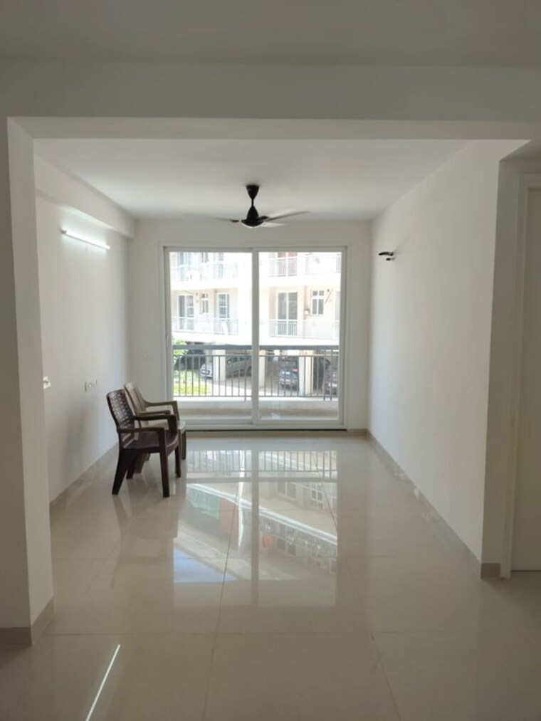 Living Room, maxxus-elanza 3 Bedroom 1800 Sq.Ft. Apartment In International Airport Road Zirakpur 10266288