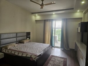 3 BHK Builder Floor For Rent in Sector 72