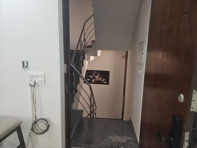 undefined, sector 72 3 Bedroom 2500 Sq.Ft. Builder Floor In Sector 72 Noida 10266284