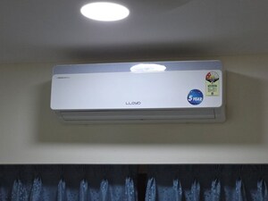 Furnished Amenities in 3 BHK Apartment at Tirath Apartment, Vile Parle West – for Rent