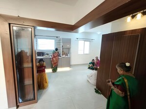 Room in 3 BHK Apartment at S2 Homes The Water Grove, Electronic City Phase ii – for Rent