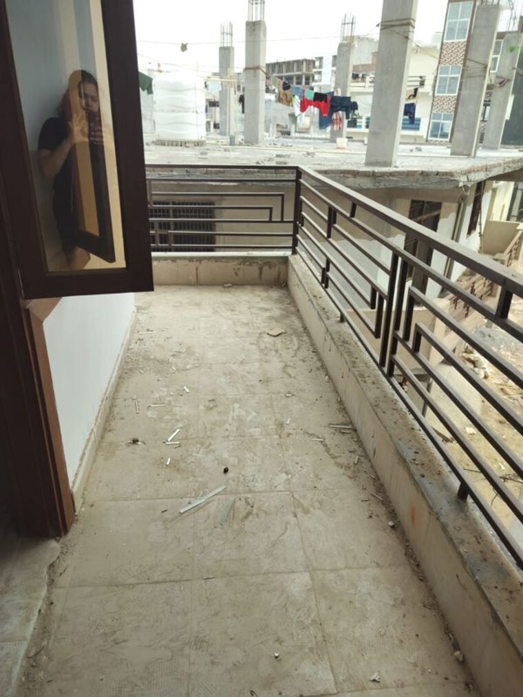 Balcony, defence-enclave-noida 2 Bedroom 1050 Sq.Ft. Builder Floor In Sector 44 Noida 10266303