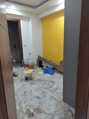 Bedroom in 2 BHK Builder Floor at Defence Enclave Noida, Sector 44 – for Rent