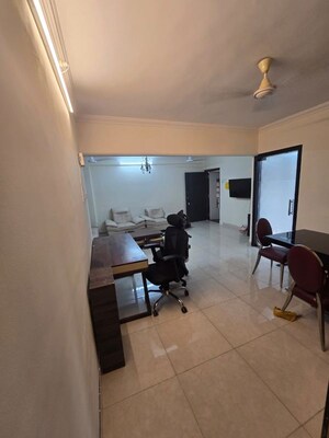 Master Bedroom in 3 BHK Apartment at Charmee Enclave, Vile Parle East – for Rent