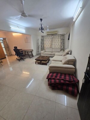 Living Room in 3 BHK Apartment at Charmee Enclave, Vile Parle East – for Rent