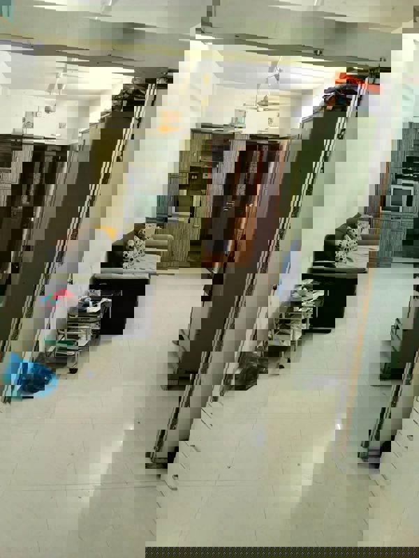 1 Rk  310 Sq.Ft. Apartment in Laxmi Niwas Dadar East