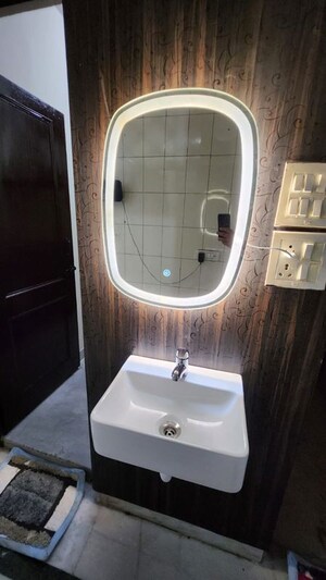 Bathroom in 2 BHK Builder Floor at Amar Colony – for Rent