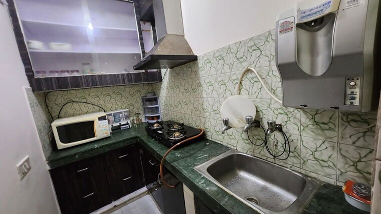 Kitchen, amar colony 2 Bedroom 900 Sq.Ft. Builder Floor In Amar Colony Delhi 10266450