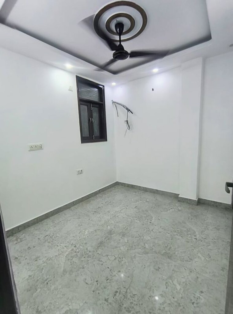 Room, govindpuri 3 Bedroom 750 Sq.Ft. Builder Floor In Govindpuri Delhi 10266454