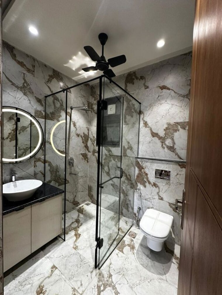 Bathroom, bptp-astaire-gardens 3 Bedroom 1650 Sq.Ft. Builder Floor In Sector 70a Gurgaon 10266564
