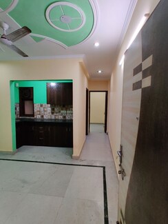 2 BHK + Pooja Room Builder Floor For Rent in Govindpuri