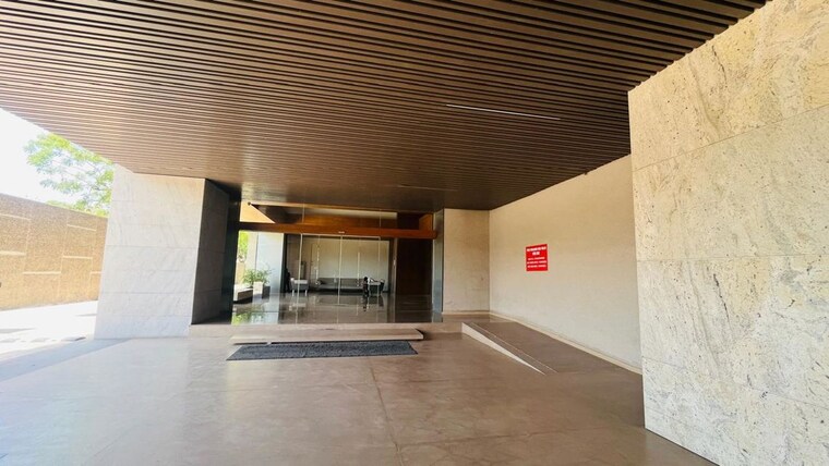 Room, binori-b-square-3 Commercial Office Space 1500 Sq.Ft. In Bodakdev Ahmedabad 10266670