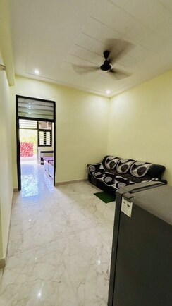 2 BHK + Pooja Room Builder Floor For Rent in Ansal Plaza Sector-23