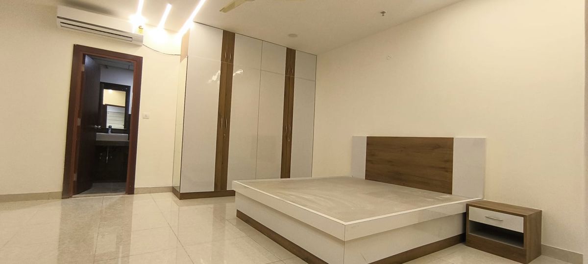 4 BHK + Pooja Room,Servant Room Apartment For Sale in Prestige High Fields