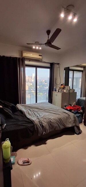 Bedroom in 2 BHK Apartment at Kalpataru Yugdharma, Malad West – for Rent