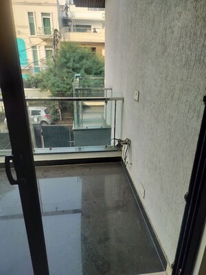 Balcony in 3 BHK Villa at DLF Royale Residences, Dlf Phase I – for Sale