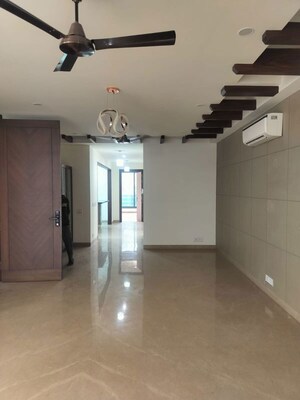 3 BHK Villa For Sale in DLF Royale Residences, Dlf Phase I