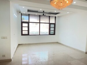 Room in 3 BHK Builder Floor at Kailash Colony – for Sale