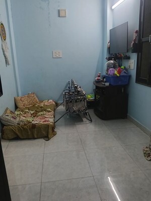 Living Room in 2 BHK Builder Floor at Ansal Plaza Sector-23, Sector 23 – for Rent