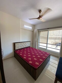 2 BHK Apartment For Rent in Kalpataru Yugdharma