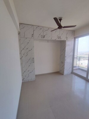 Room in 3 BHK Apartment at ROF Aalayas Phase 2, Sector 102 – for Rent