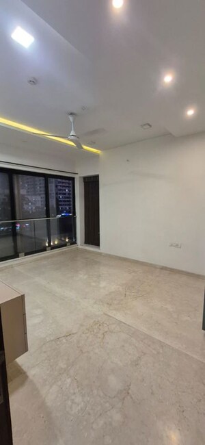 2 BHK Apartment For Rent in Oxy Beaumonde, Viman Nagar