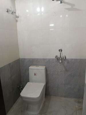 Bathroom in 2 BHK Builder Floor at Ansal Plaza Sector-23, Sector 23 – for Rent