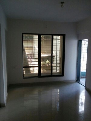 Room in 1 BHK Apartment at Dombivli West – for Rent