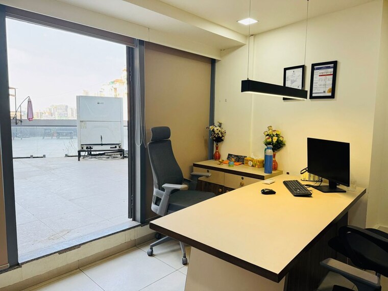 Team Area, shyamal Commercial Office Space 1000 Sq.Ft. In Shyamal Ahmedabad 10267104