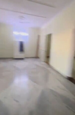 Room in 3 BHK Independent House at Sector 9 – for Rent