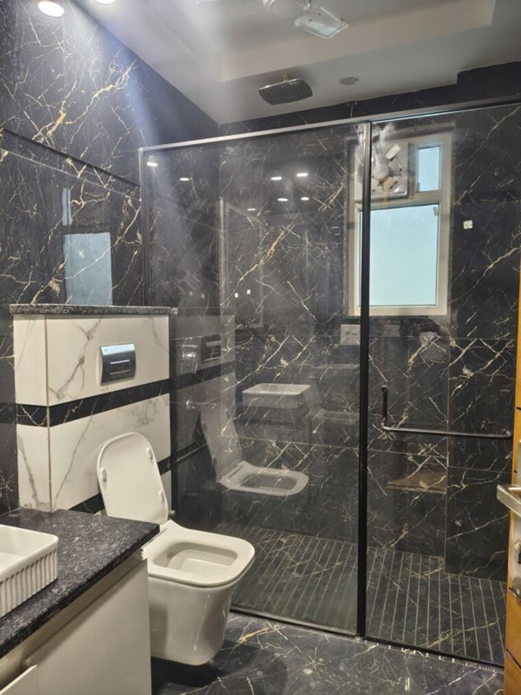 Master Bedroom, ansal-plaza-sector-23 4 Bedroom 6000 Sq.Ft. Builder Floor In Sector 23 Gurgaon 10267187