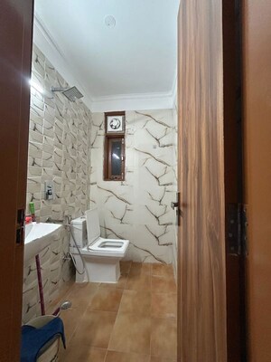 Bathroom in 1 BHK Builder Floor at Saket – for Rent