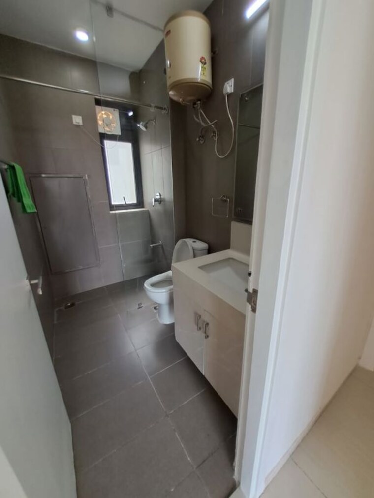 Bathroom, ascott-ireo-city 3.5 Bedroom 2095 Sq.Ft. Apartment In Sector 59 Gurgaon 10267166