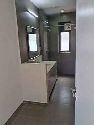 Room in 3.5 BHK Apartment at Ascott Ireo City, Sector 59 – for Rent