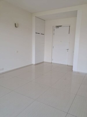 Room in 3.5 BHK Apartment at Ascott Ireo City, Sector 59 – for Rent