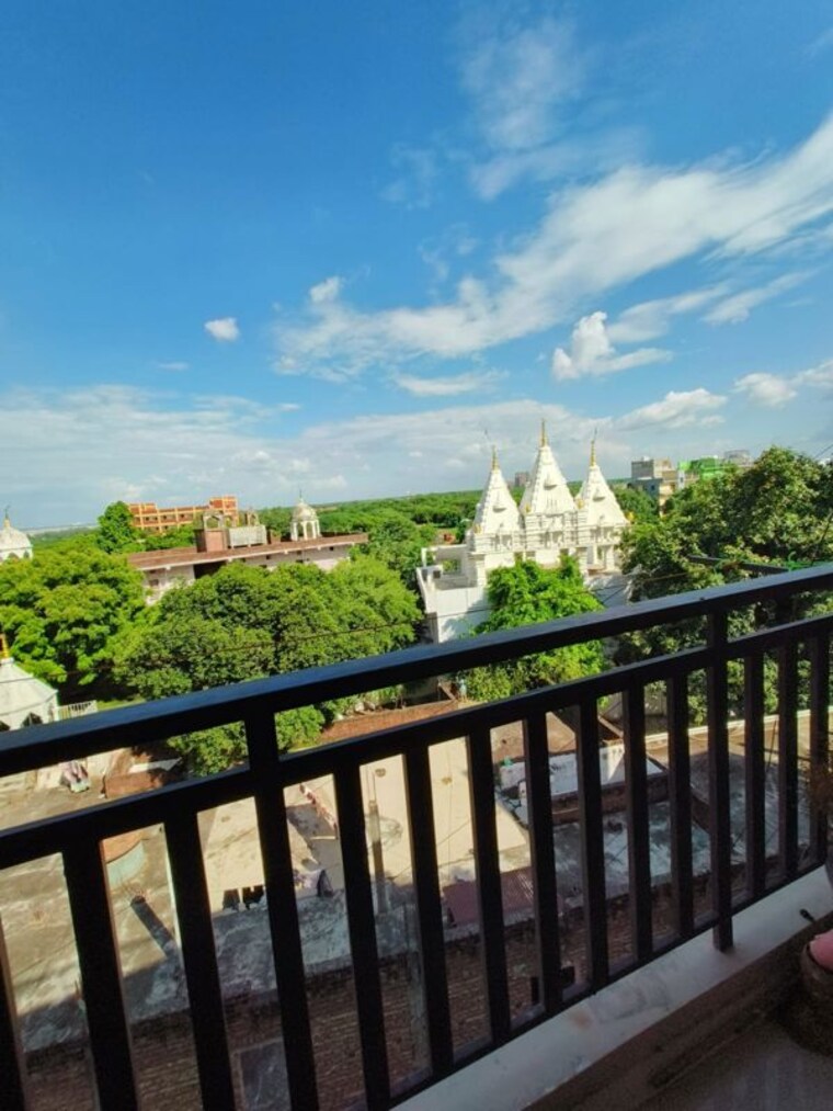 Balcony, saket 1 Bedroom 500 Sq.Ft. Apartment In Saket Delhi 10267210