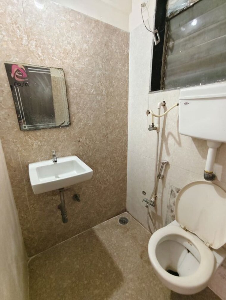 Bathroom, rosa-classique 1 Bedroom 400 Sq.Ft. Apartment In Kasarvadavali Thane 10267255