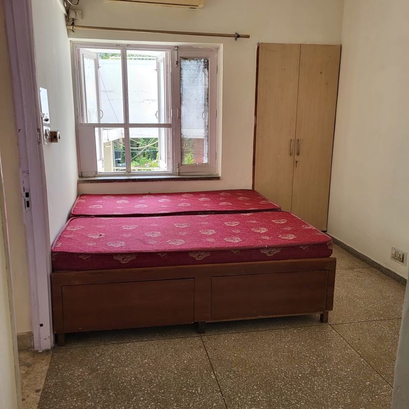 1 RkBuilder Floor For Rent in Lajpat Nagar III