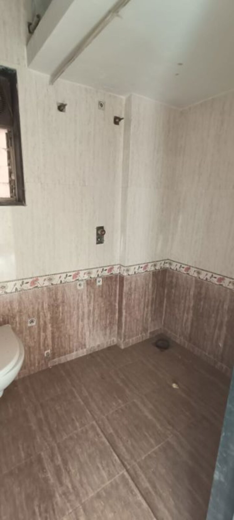 Bathroom, sagar-avenue-ii 3 Bedroom 1300 Sq.Ft. Apartment In Santacruz East Mumbai 10267477