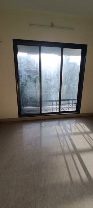 Room in 3 BHK Apartment at Sagar Avenue  II, Santacruz East – for Sale
