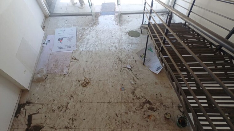 Balcony, ghodbunder Commercial Office Space 4000 Sq.Ft. In Ghodbunder Thane 10267412