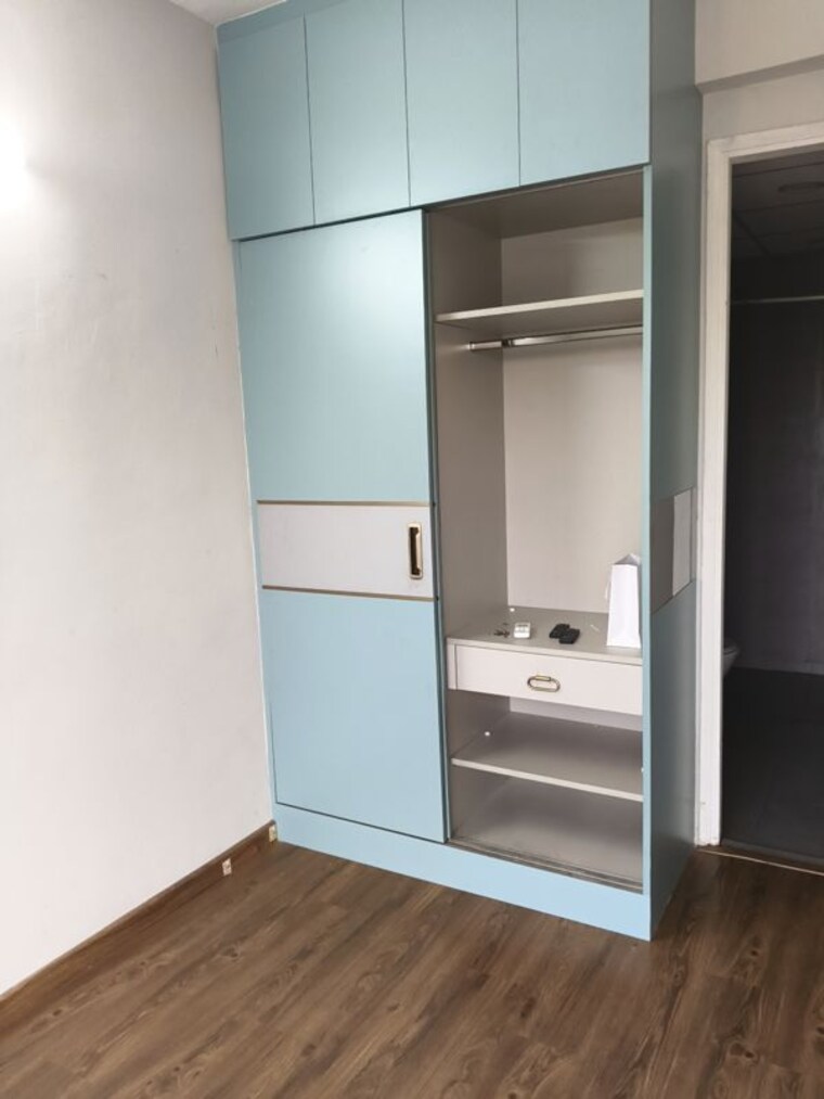 Room, signature-global-city 3 Bedroom 1300 Sq.Ft. Apartment In Sector 37d Gurgaon 10267459