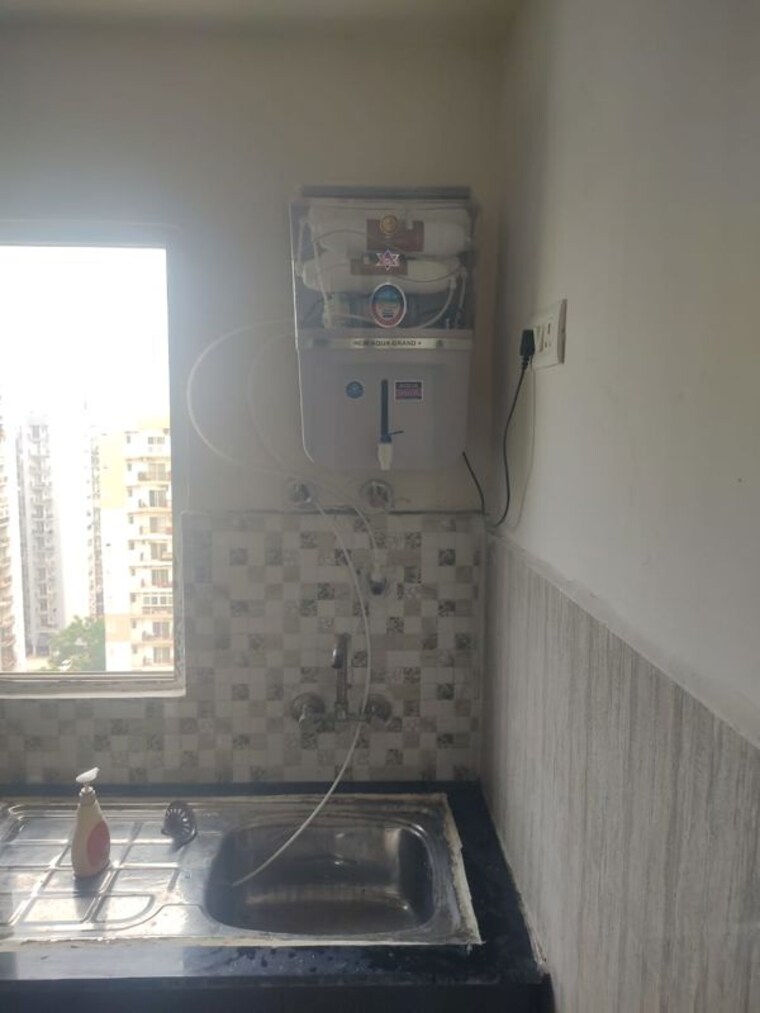 Bathroom, gardenia-gateway 2 Bedroom 1045 Sq.Ft. Apartment In Sector 75 Noida 10267581
