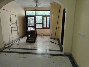 3 BHK Builder Floor For Rent in South City 1