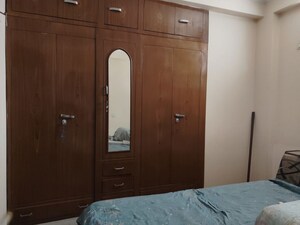 Room in 3 BHK Builder Floor at South City 1 – for Rent
