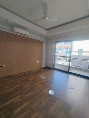 4 BHK Builder Floor For Rent in Ansal API Versalia, Sector 67a